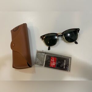 Ray-Ban Clubmaster Tortoiseshell with Gold Accents